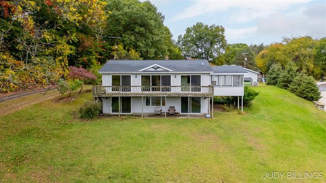 6342 Old Allegan Road, Saugatuck, MI 49453