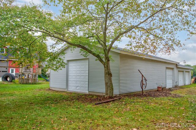 6342 Old Allegan Road, Saugatuck, MI 49453