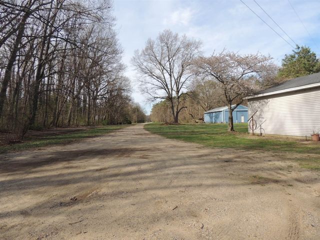 6342 Old Allegan Road, Saugatuck, MI 49453
