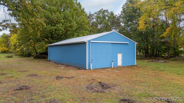 6342 Old Allegan Road, Saugatuck, MI 49453