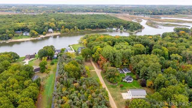 6342 Old Allegan Road, Saugatuck, MI 49453