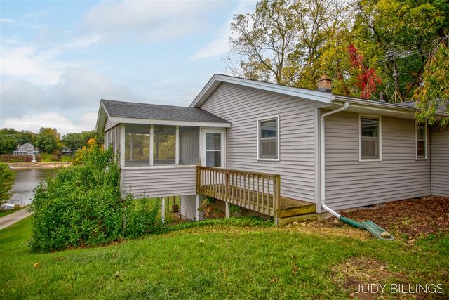 6342 Old Allegan Road, Saugatuck, MI 49453