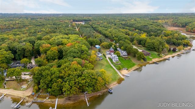 6342 Old Allegan Road, Saugatuck, MI 49453