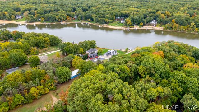 6342 Old Allegan Road, Saugatuck, MI 49453