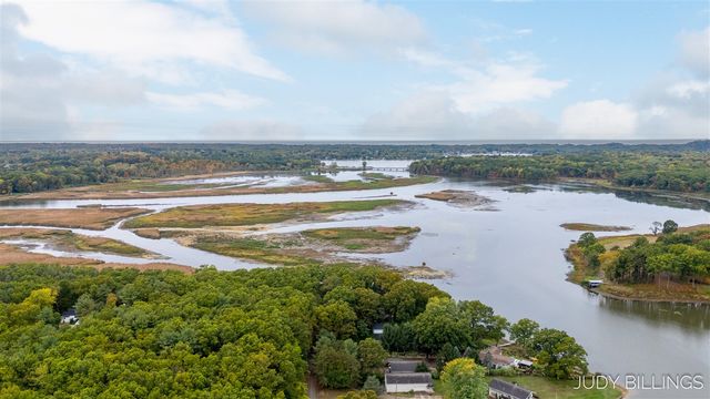 6342 Old Allegan Road, Saugatuck, MI 49453