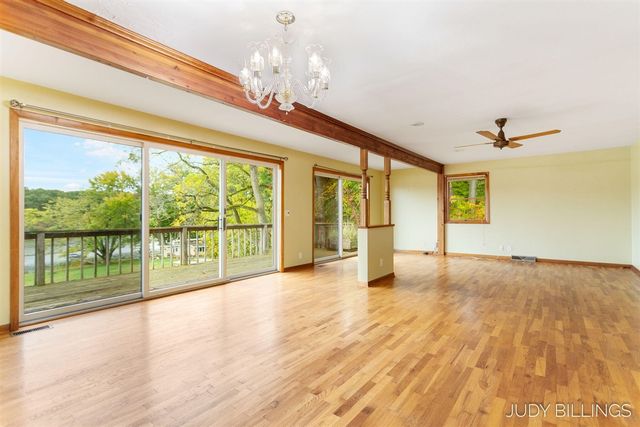 6342 Old Allegan Road, Saugatuck, MI 49453