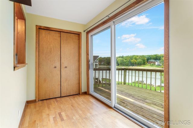 6342 Old Allegan Road, Saugatuck, MI 49453