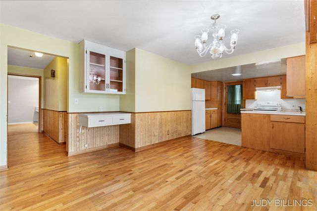 6342 Old Allegan Road, Saugatuck, MI 49453