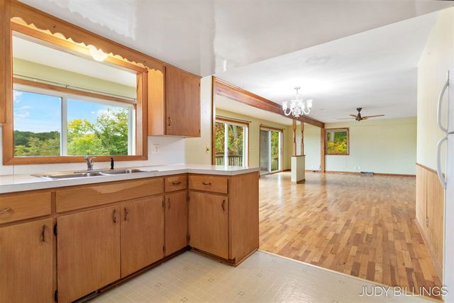 6342 Old Allegan Road, Saugatuck, MI 49453
