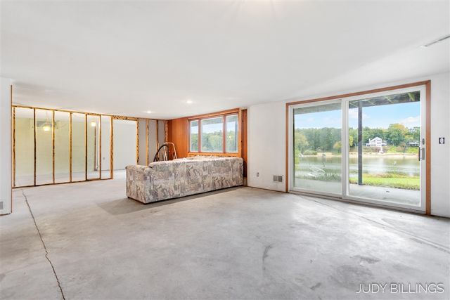 6342 Old Allegan Road, Saugatuck, MI 49453