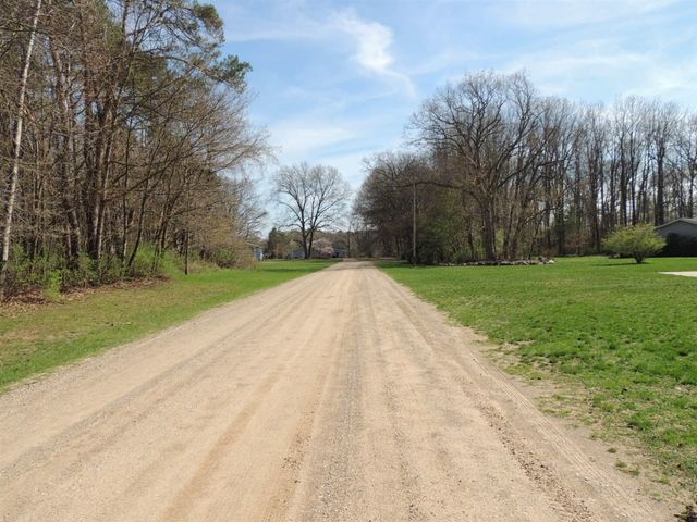 6342 Old Allegan Road, Saugatuck, MI 49453