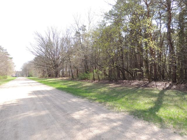6342 Old Allegan Road, Saugatuck, MI 49453