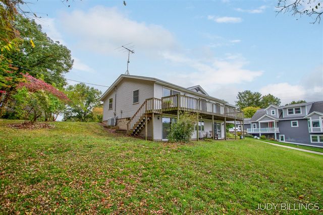 6342 Old Allegan Road, Saugatuck, MI 49453