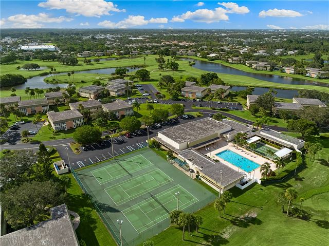 19 Vista Gardens Trail 106, Vero Beach, FL 32962