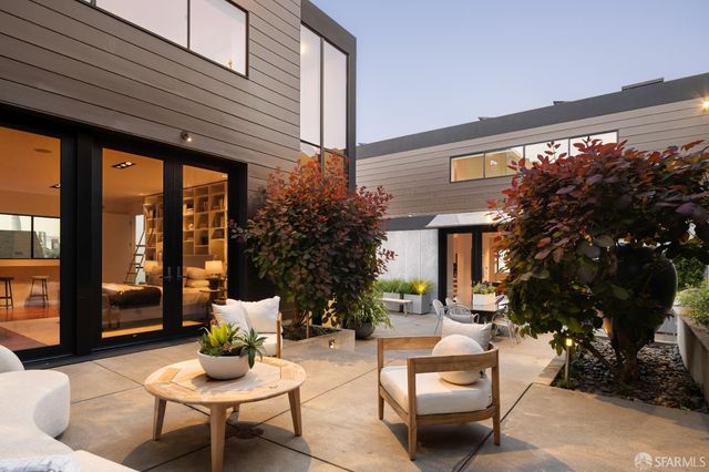 2005 18th Street, San Francisco, CA 94107