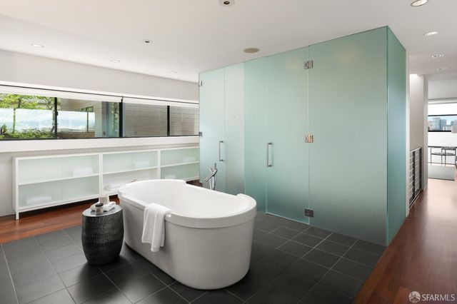 2005 18th Street, San Francisco, CA 94107
