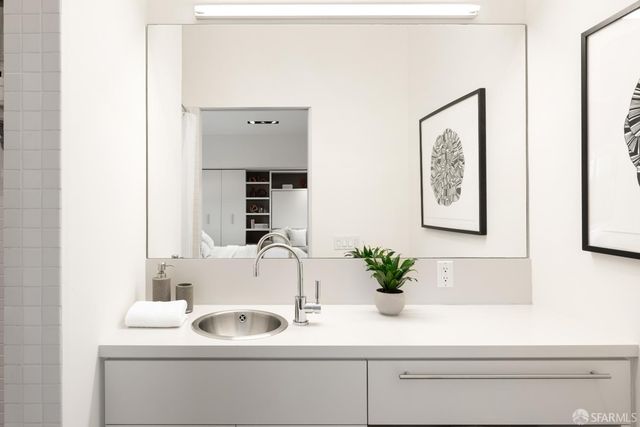 2005 18th Street, San Francisco, CA 94107