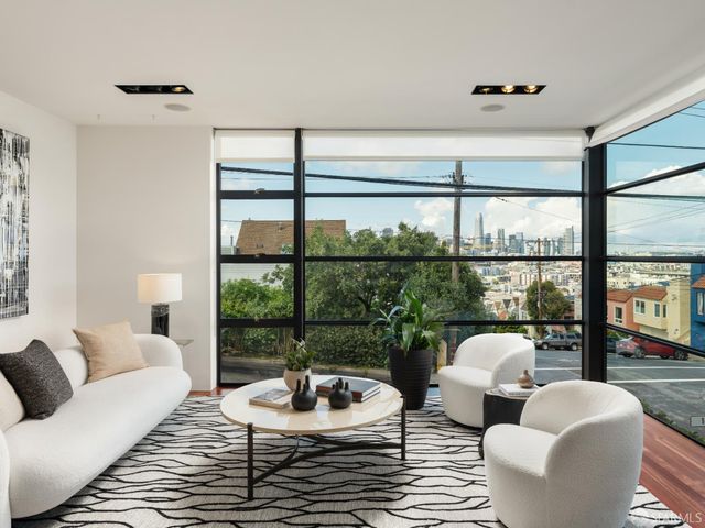 2005 18th Street, San Francisco, CA 94107