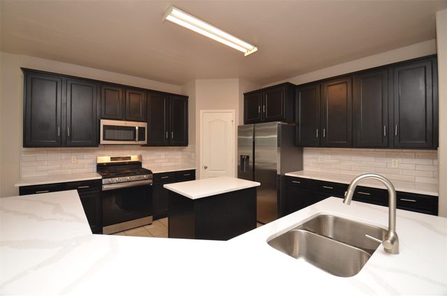 2707 Roaring Oaks Lane, Katy, TX 77449