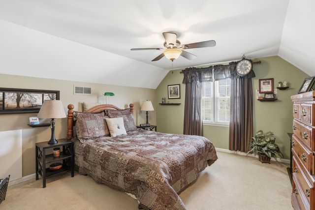 8951 State Line Road, Dyer, IN 46311