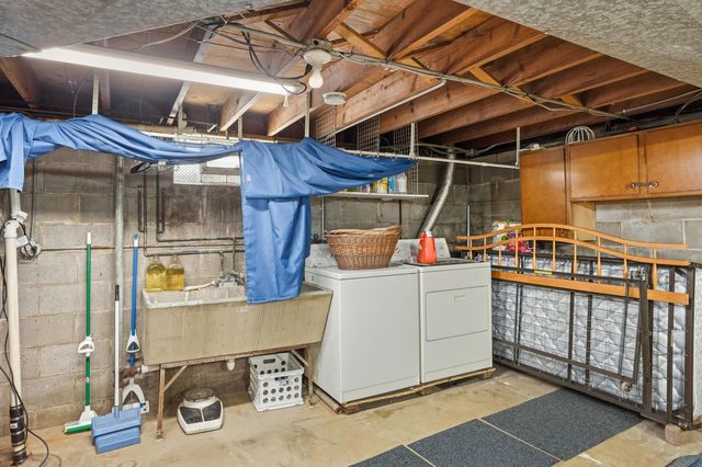 8951 State Line Road, Dyer, IN 46311