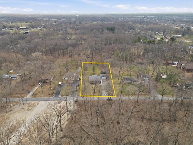 8951 State Line Road, Dyer, IN 46311