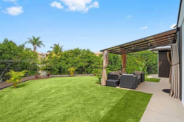 1178 Grant St, Hollywood, FL 33019
