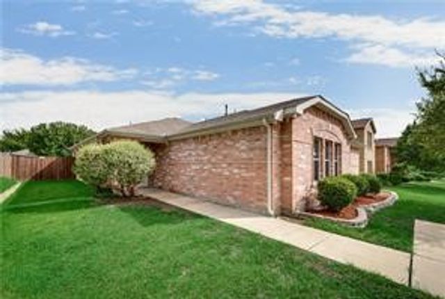 2112 Pecan Creek Drive, Mesquite, TX 75181