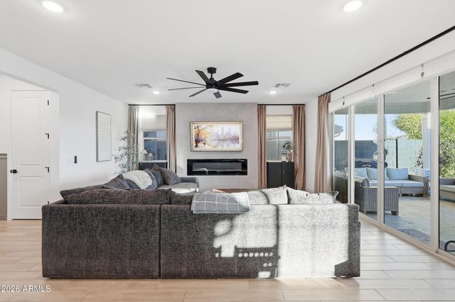 22619 E INDIANA Avenue, Queen Creek, AZ 85142