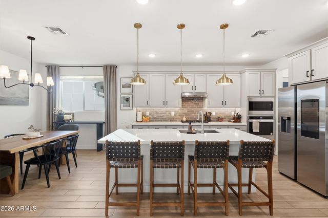 22619 E INDIANA Avenue, Queen Creek, AZ 85142