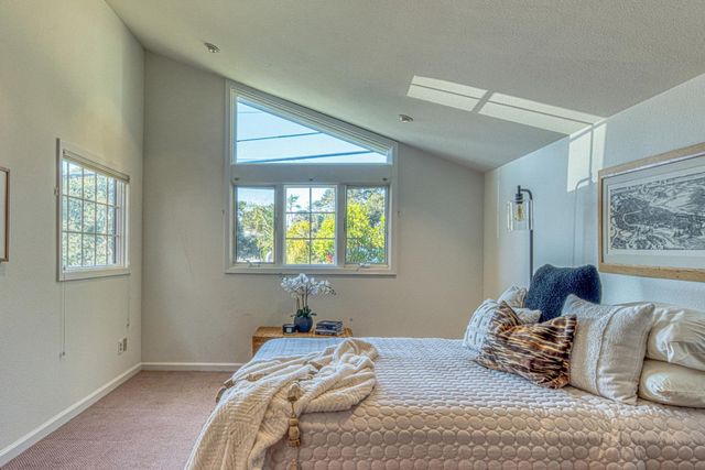 1205 Lincoln Avenue, Pacific Grove, CA 93950