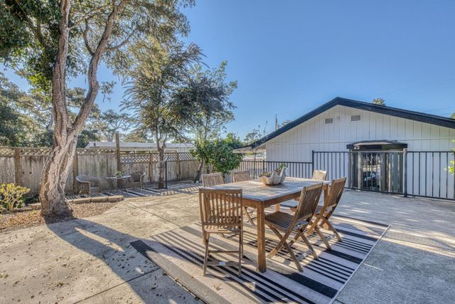 1205 Lincoln Avenue, Pacific Grove, CA 93950