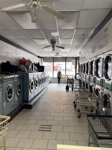 3201 Junction Boulevard 4, East Elmhurst, NY 11369