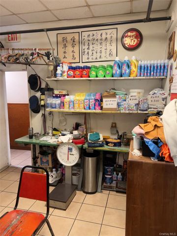 3201 Junction Boulevard 4, East Elmhurst, NY 11369