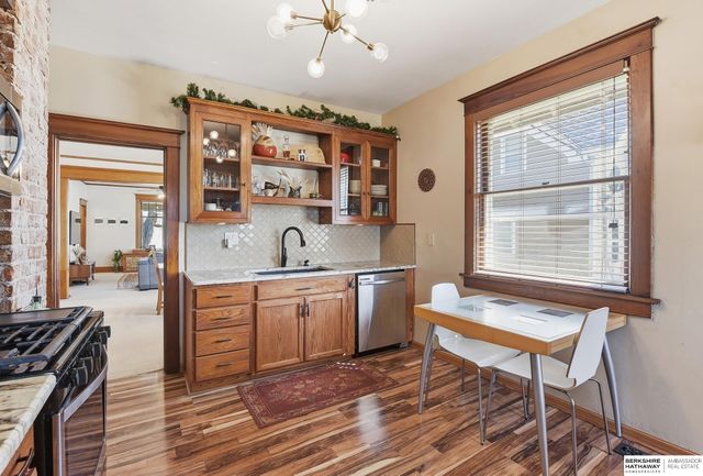 4341 Seward Street, Omaha, NE 68111