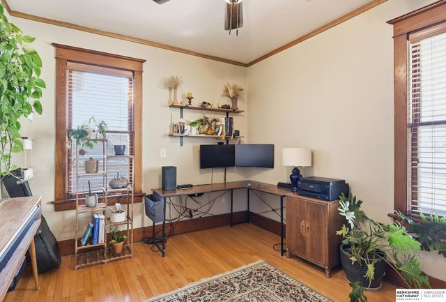 4341 Seward Street, Omaha, NE 68111