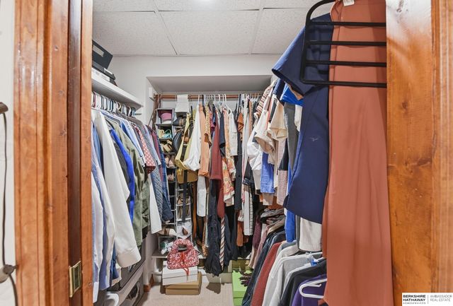 4341 Seward Street, Omaha, NE 68111