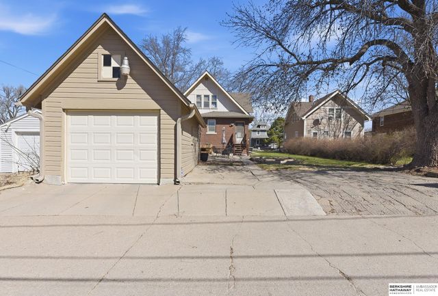 4341 Seward Street, Omaha, NE 68111