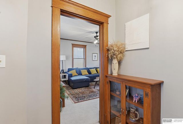 4341 Seward Street, Omaha, NE 68111