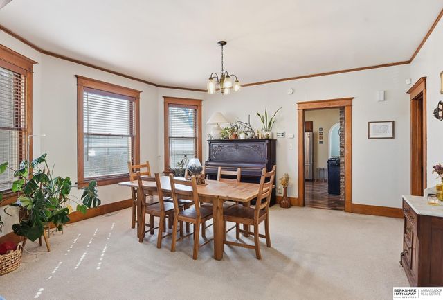 4341 Seward Street, Omaha, NE 68111