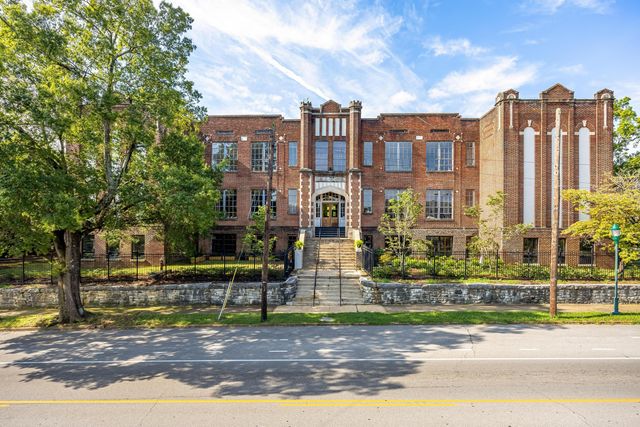 1000 E Martin Luther King Boulevard 101, Chattanooga, TN 37403