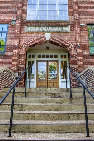 1000 E Martin Luther King Boulevard 101, Chattanooga, TN 37403