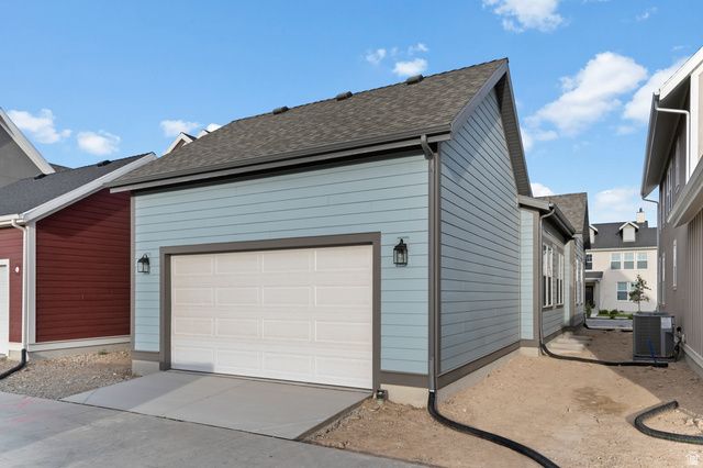 11204 S FORDMAN WAY, South Jordan, UT 84009