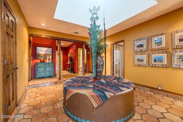 22205 N Valley Drive, Radium Springs, NM 88054