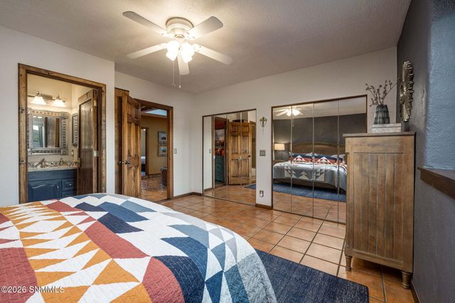 22205 N Valley Drive, Radium Springs, NM 88054