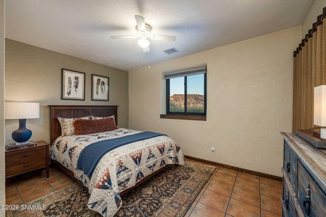 22205 N Valley Drive, Radium Springs, NM 88054