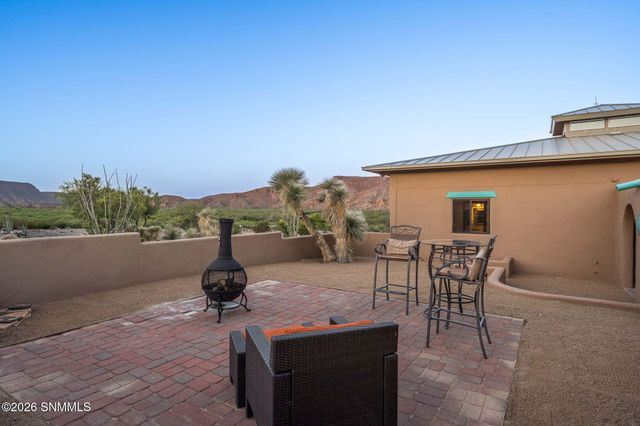 22205 N Valley Drive, Radium Springs, NM 88054