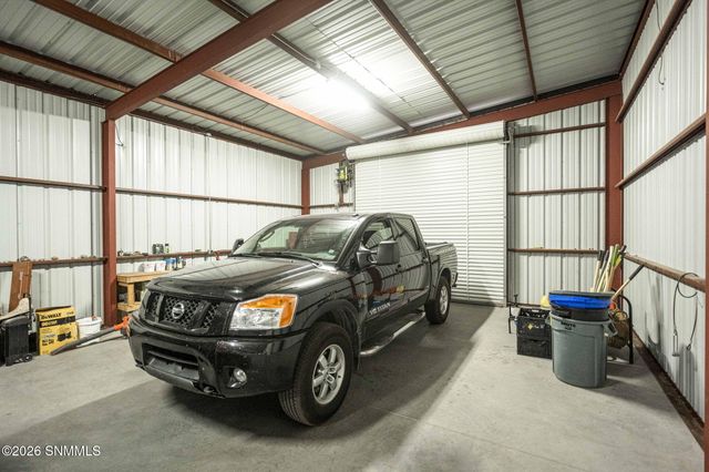 22205 N Valley Drive, Radium Springs, NM 88054