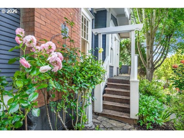 2508 Ne TILLAMOOK St, Portland, OR 97212