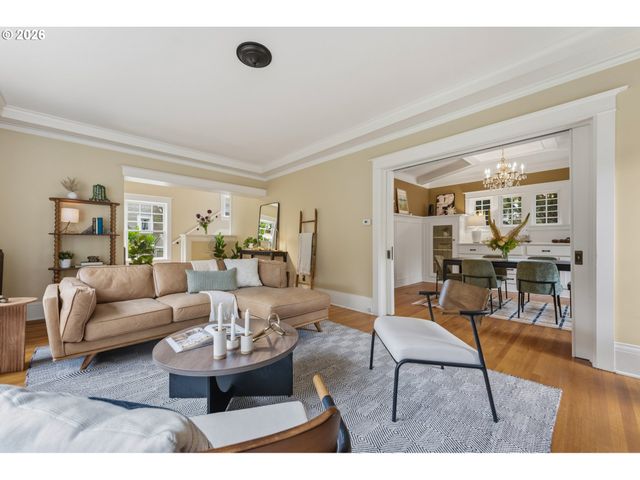 2508 Ne TILLAMOOK St, Portland, OR 97212